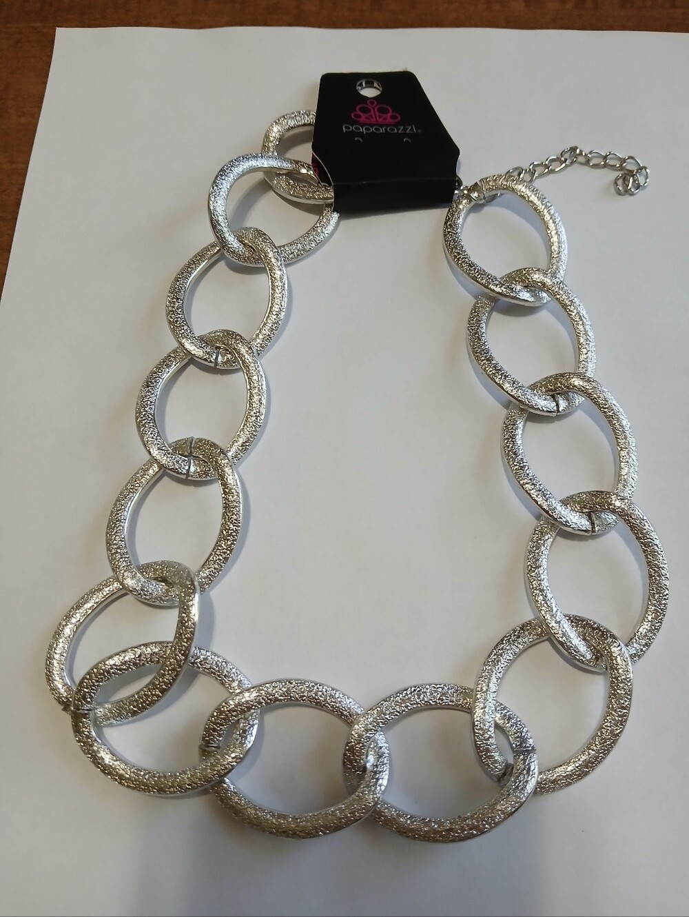 Ppaparazzi Textured Silver Link Necklace - Chunky Sparkle